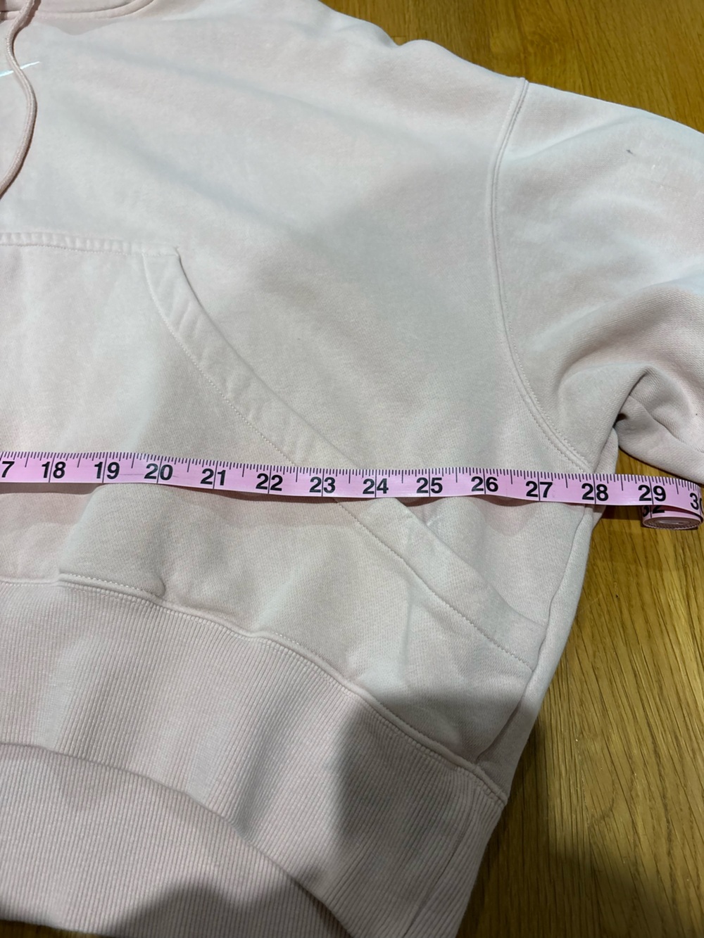Nike Women’s Oversized Cropped Hoodie Blush Pink Swoosh Sweatshirt M - Picture 6 of 8